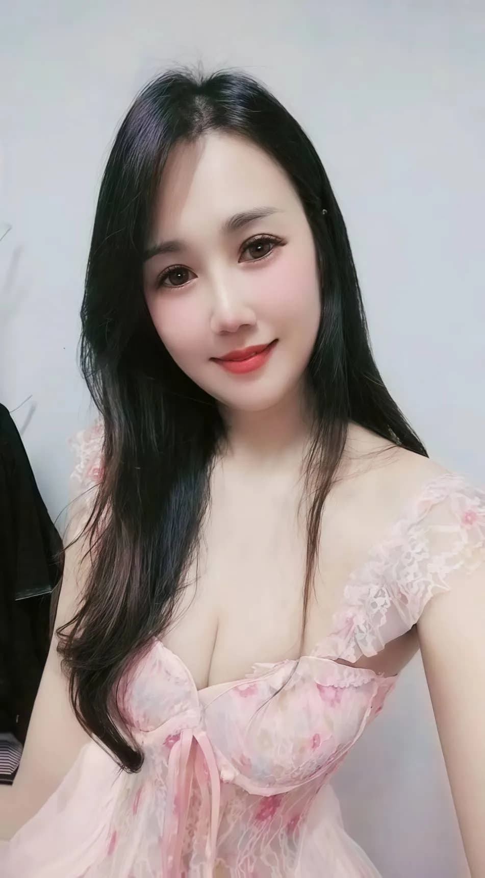 ไซด์ไลน์และเด็กเอ็นที่ยืนยันตัวตน น้องบูมบูม - บริการ nuddek