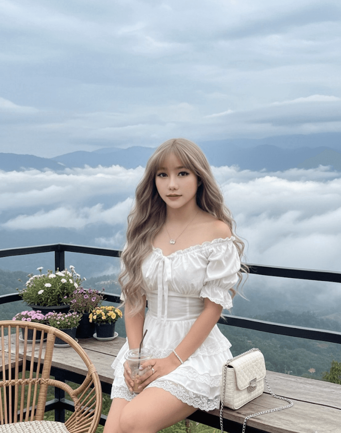 ไซด์ไลน์และเด็กเอ็นที่ยืนยันตัวตน น้องตันหยง - บริการ nuddek