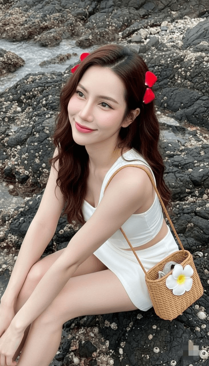 Verified sideline companion จินนี่ - nuddek service