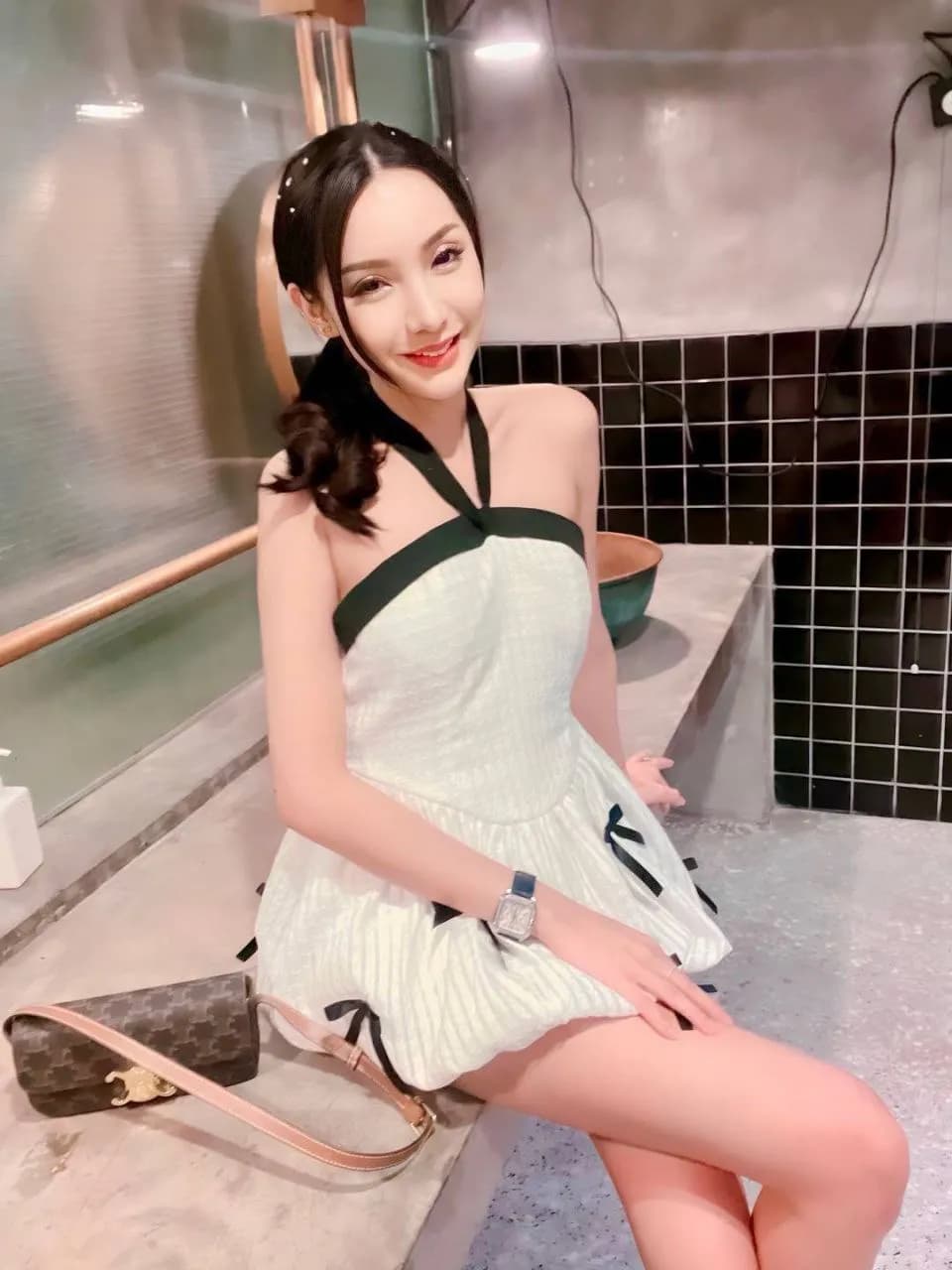 Verified sideline companion มันนี่ Money - nuddek service