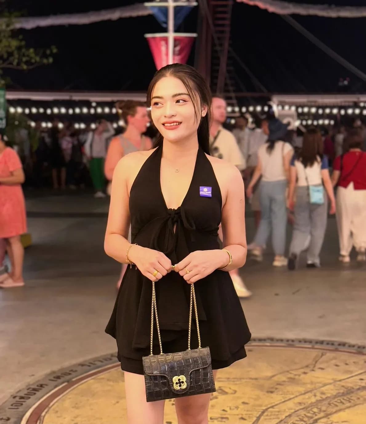 ไซด์ไลน์และเด็กเอ็นที่ยืนยันตัวตน น้องน้องคิทแคท - บริการ nuddek