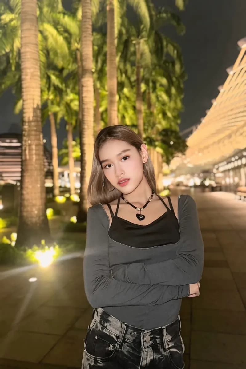 รวมสาวไซด์ไลน์ รับงาน เด็กเอ็น nuddek - รูปที่ 1